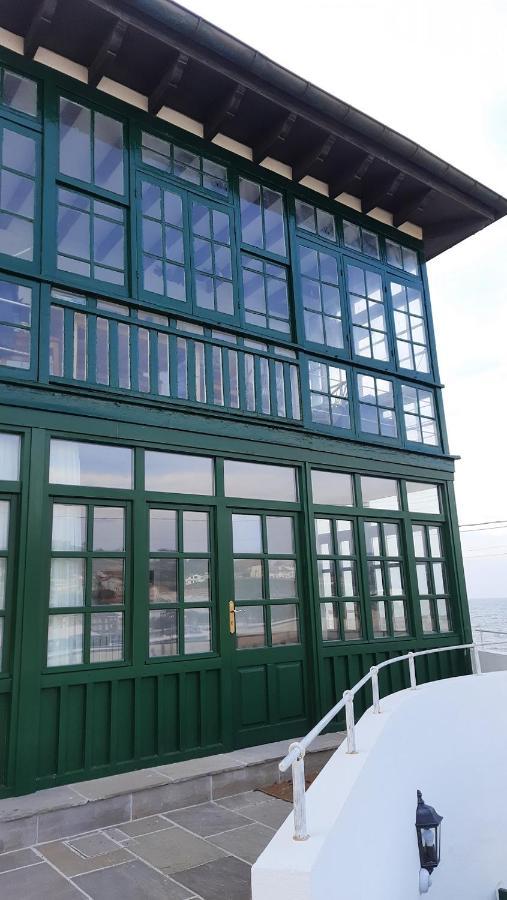 Apartamentos El Muelle Comillas Bagian luar foto